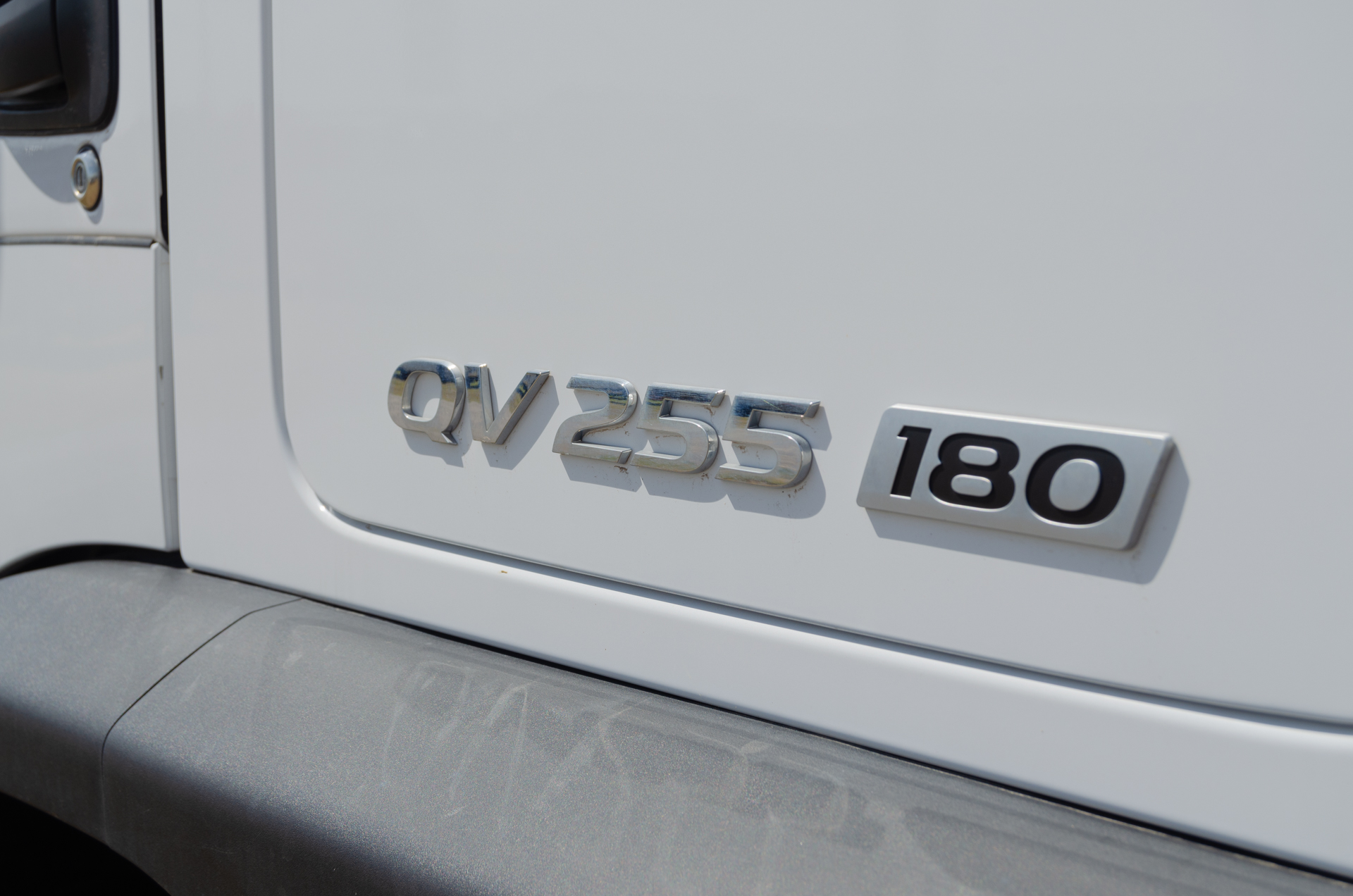 HYUNDAI PAVISE
