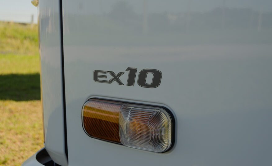 HYUNDAI EX10