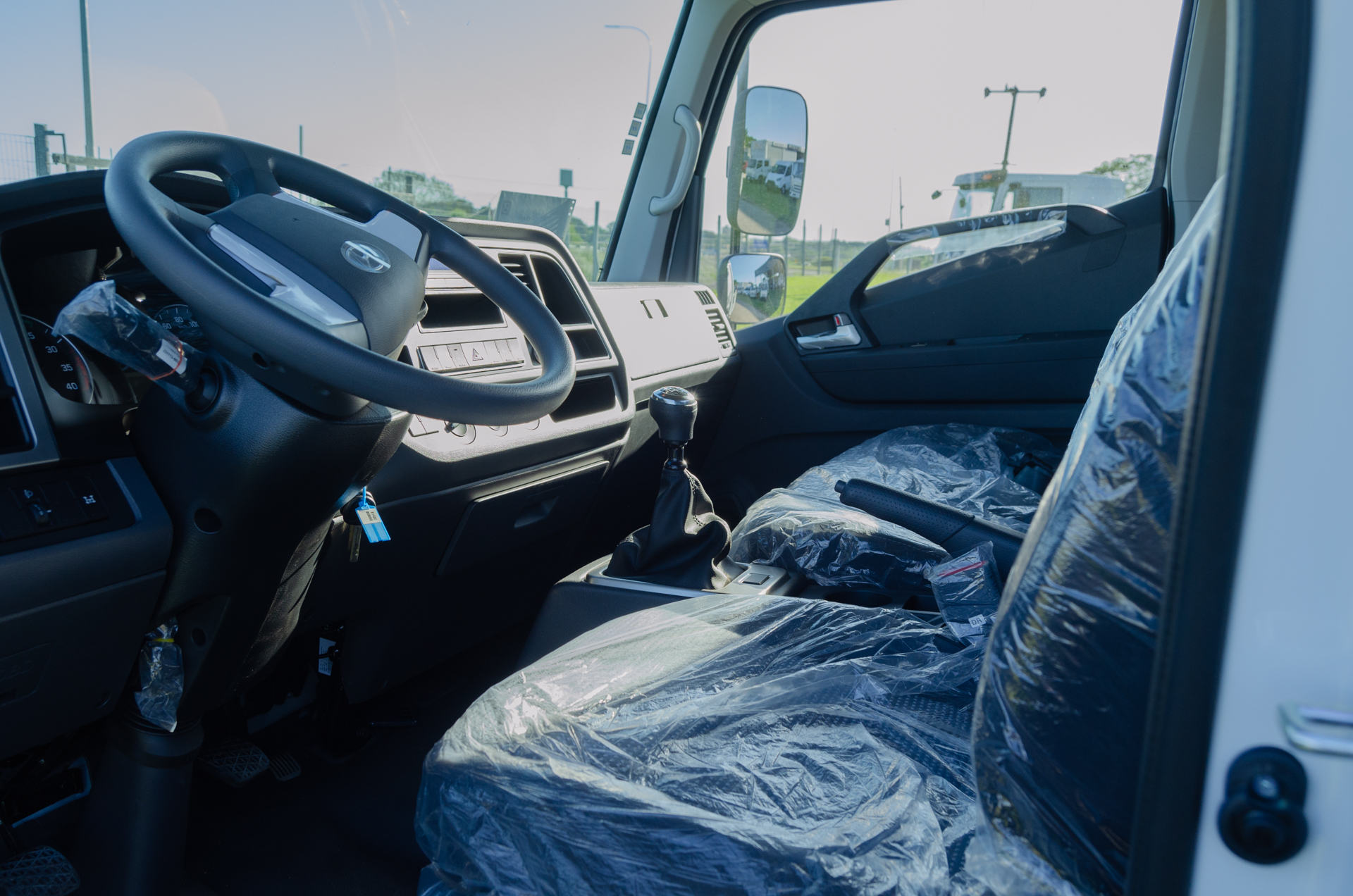 HYUNDAI EX10