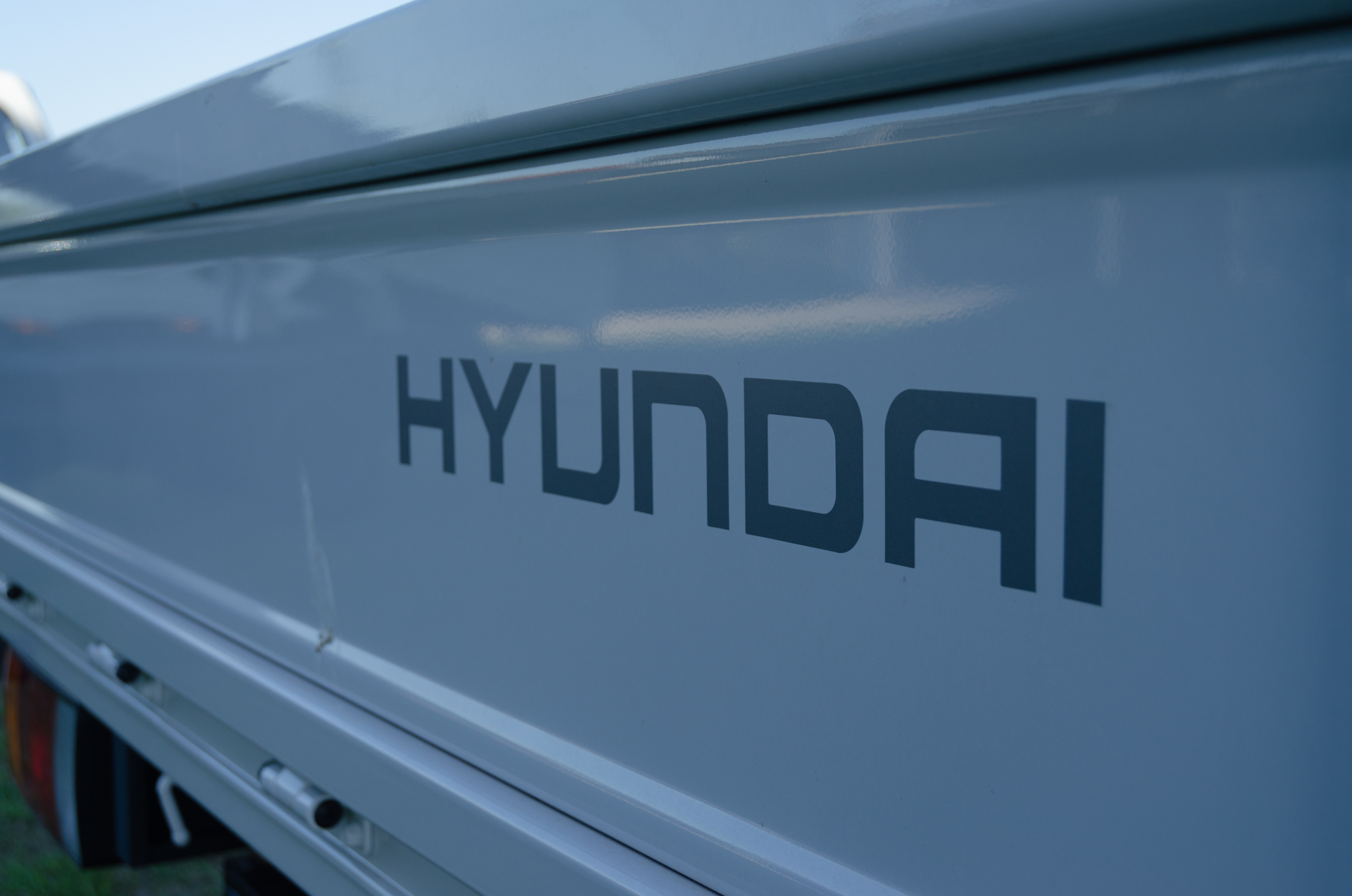 HYUNDAI EX10