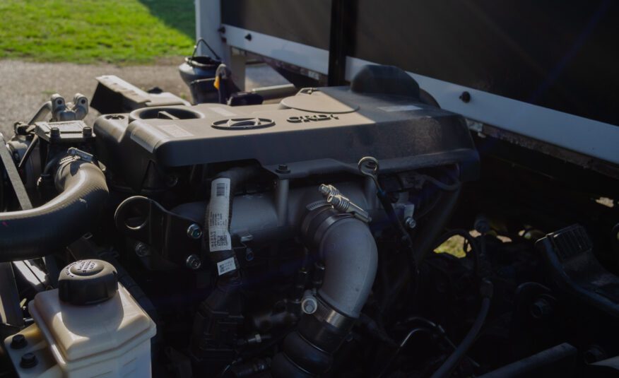 HYUNDAI EX10